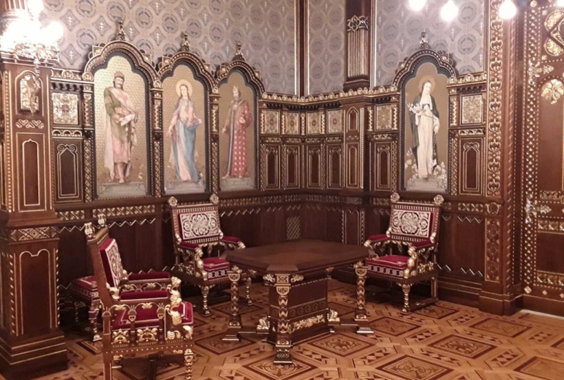 Asztalos műhelymunka részlete