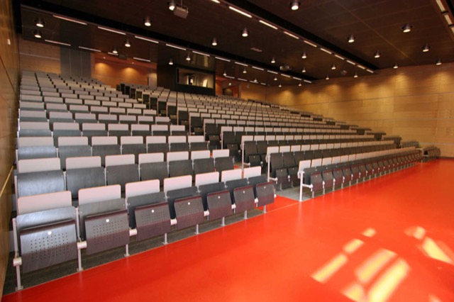 DE Potsdam Uni 08.1
