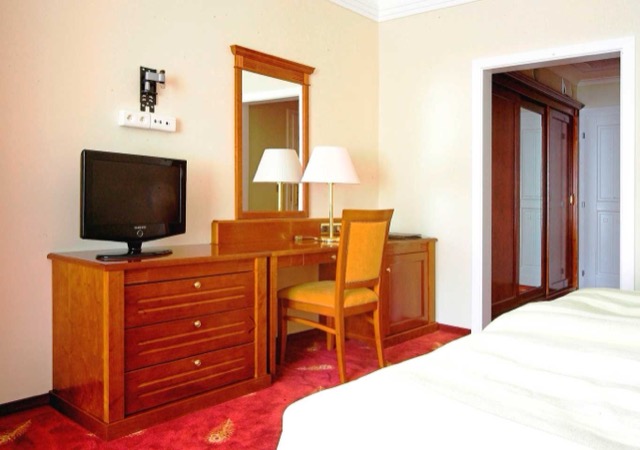 Terma l Hotel Po stye n 2